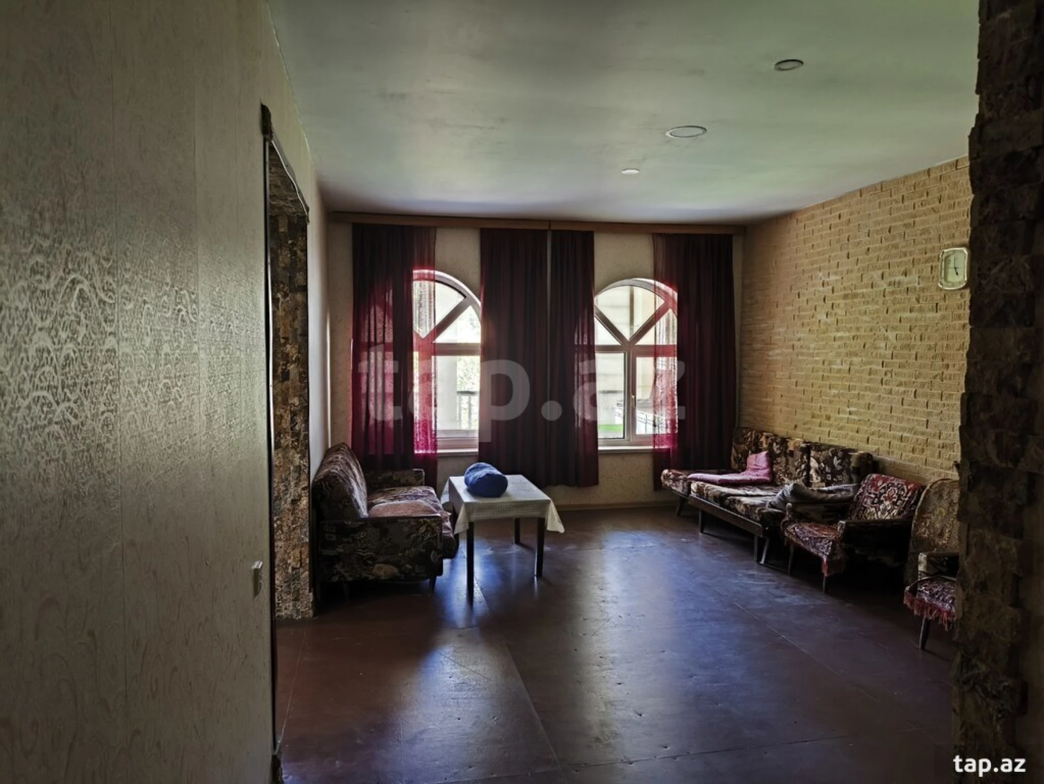 Satılır 4 otaqlı həyət evi