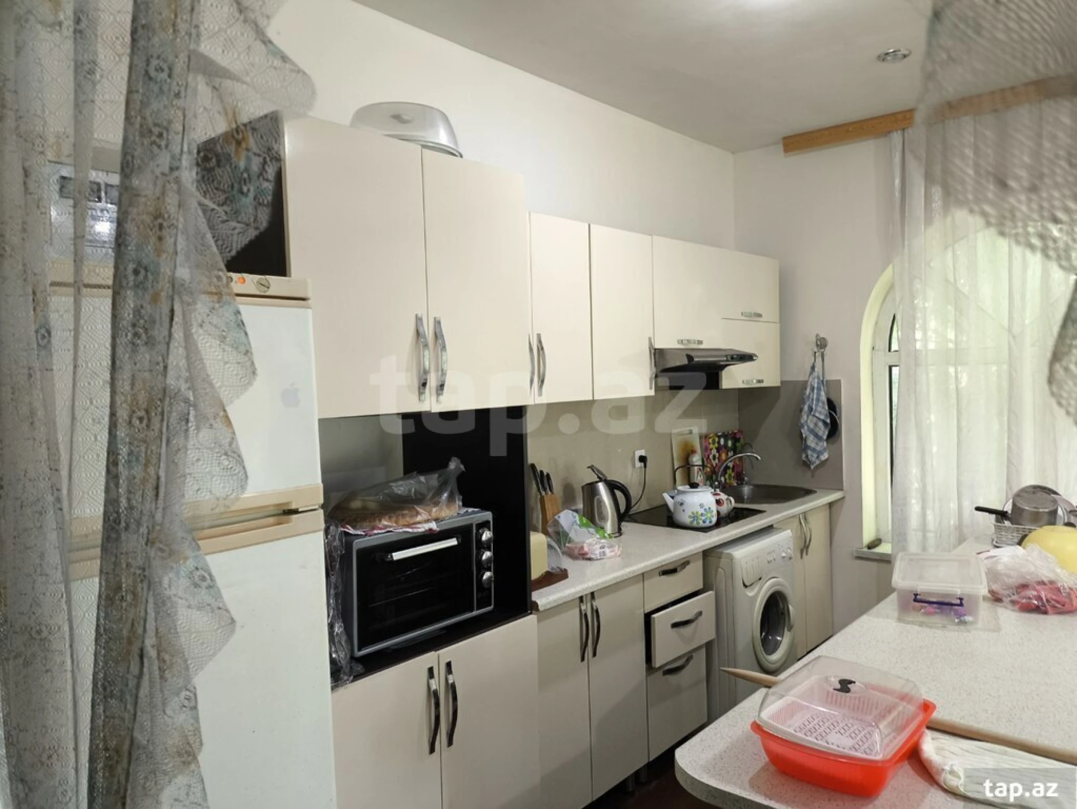 Satılır 4 otaqlı həyət evi