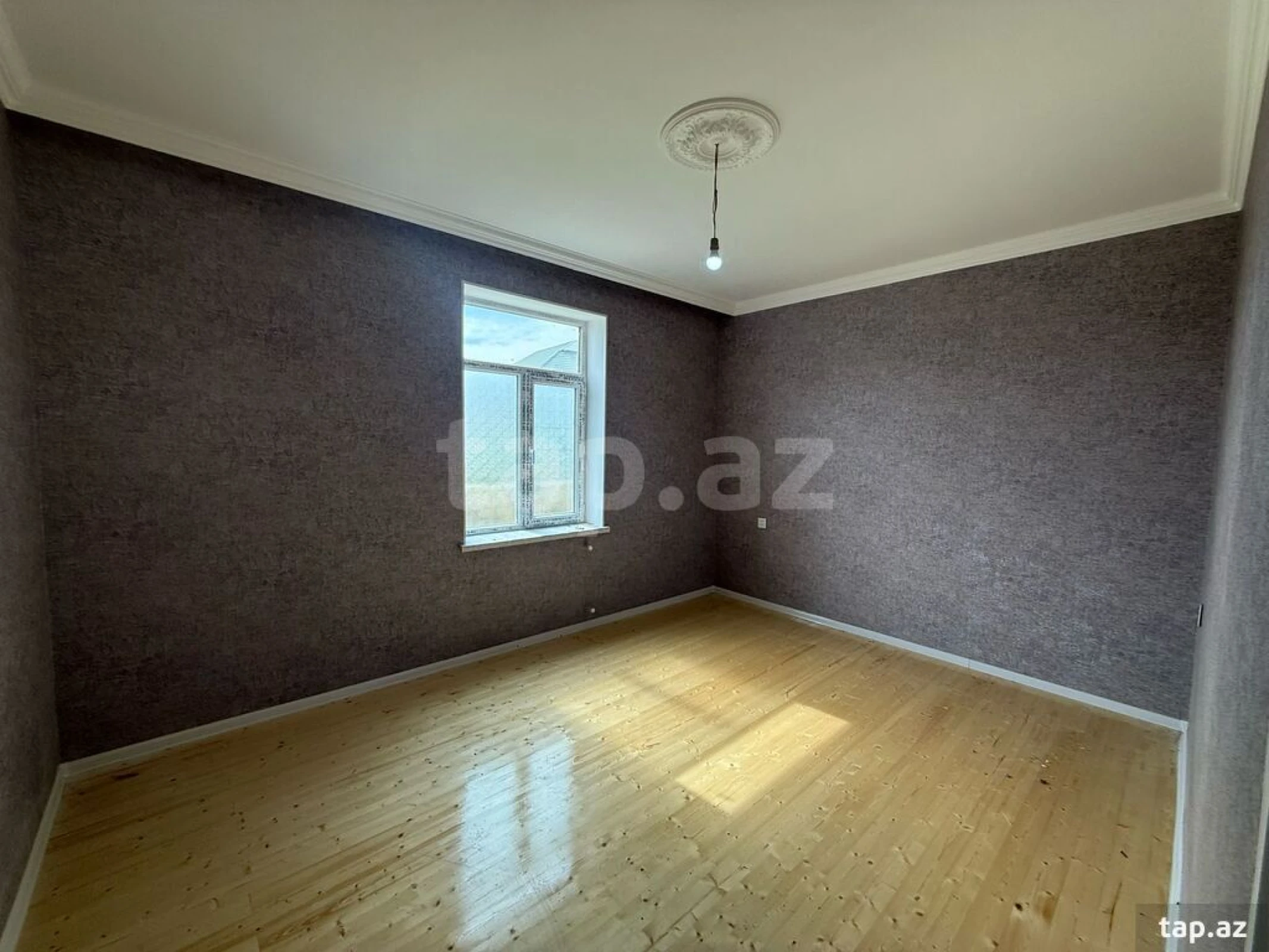 Satılır 3 otaqlı həyət evi