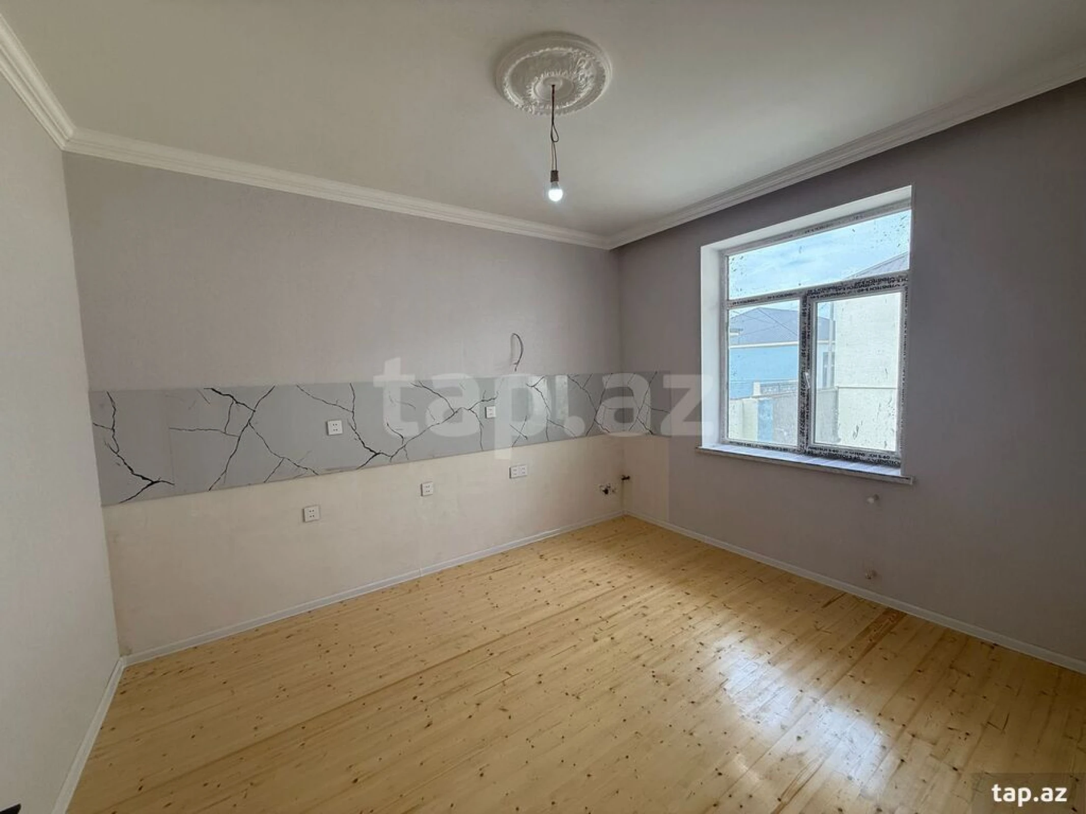 Satılır 3 otaqlı həyət evi