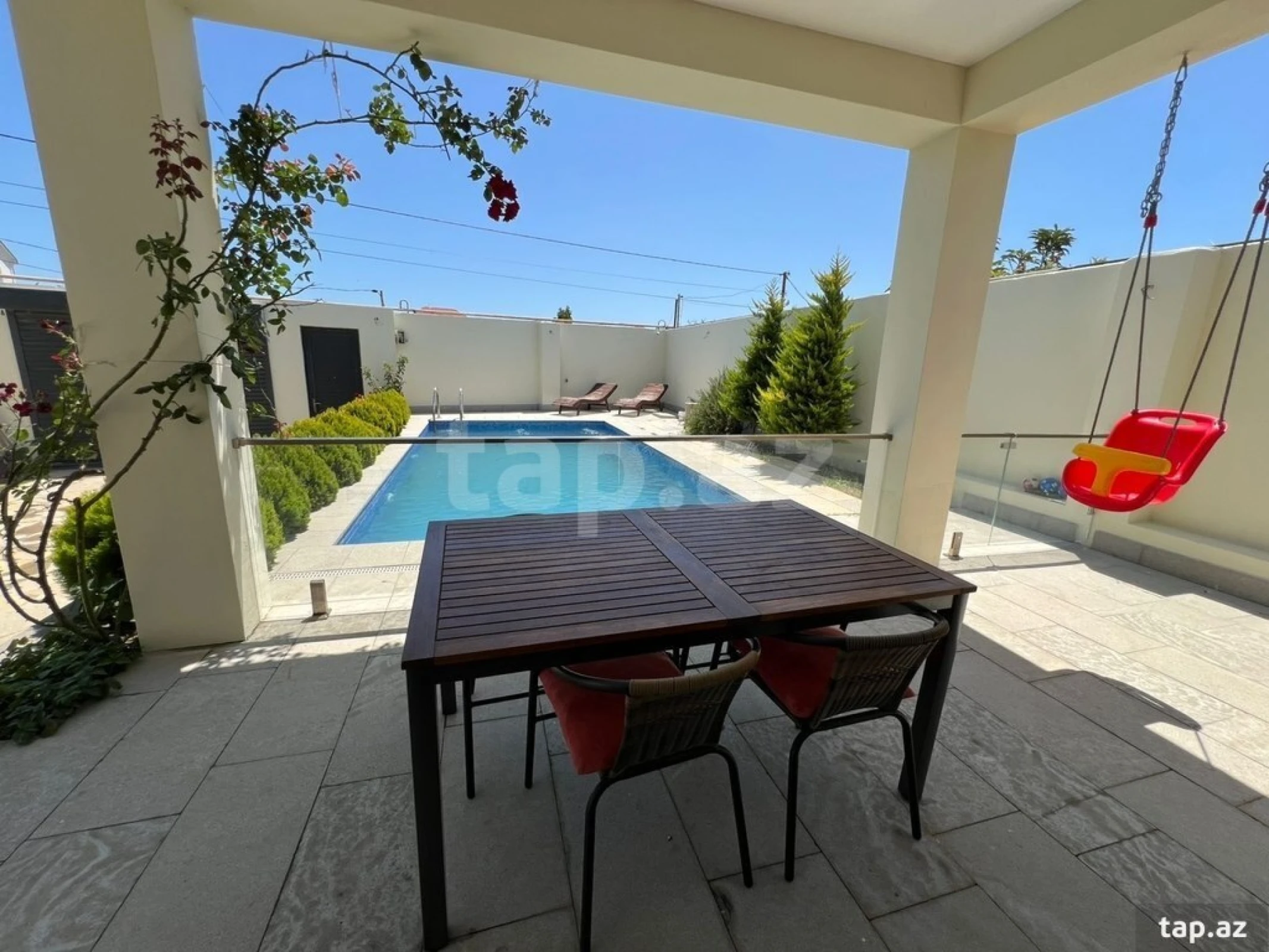 Satılır 3 otaqlı həyət evi