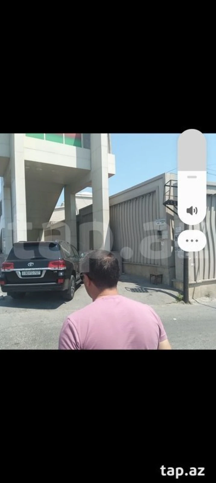 Satılır 8 otaqlı həyət evi