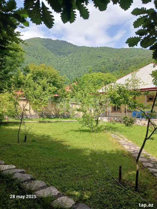 Kirayə verilir 4 otaqlı həyət evi