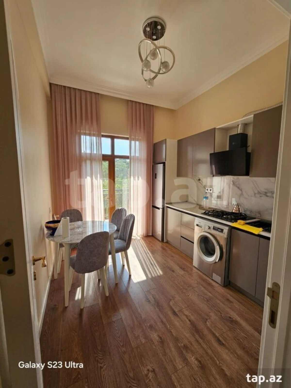 Kirayə verilir 2 otaqlı yeni tikili 62 m²