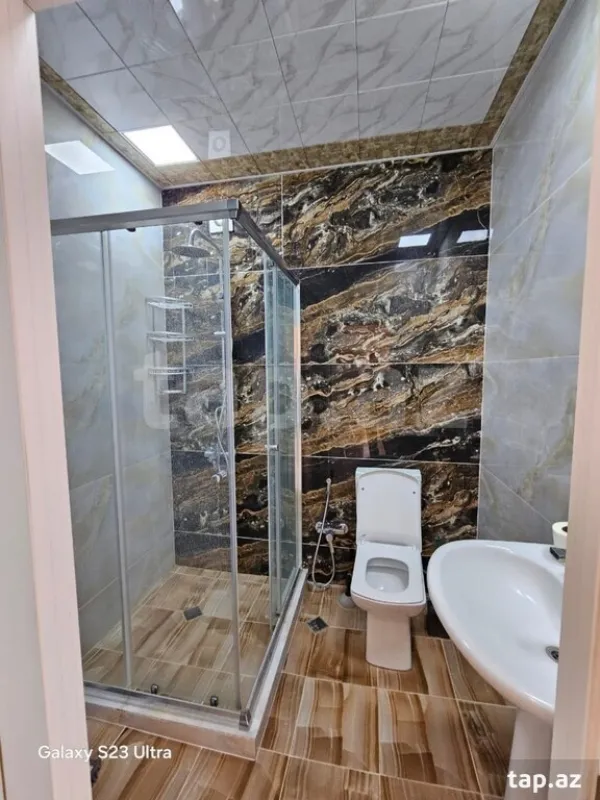 Kirayə verilir 2 otaqlı yeni tikili 62 m²