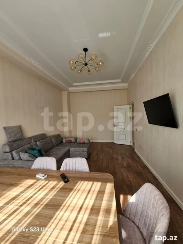 Kirayə verilir 2 otaqlı yeni tikili 62 m²