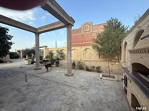 Satılır 6 otaqlı həyət evi