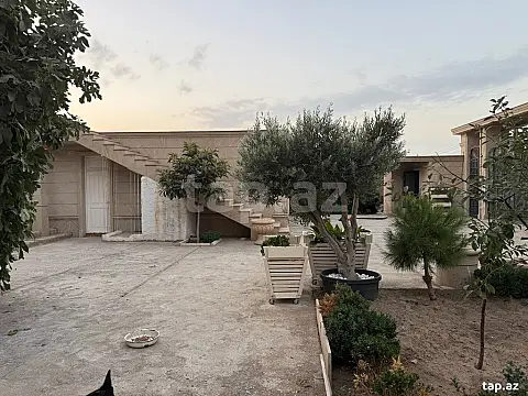 Satılır 6 otaqlı həyət evi