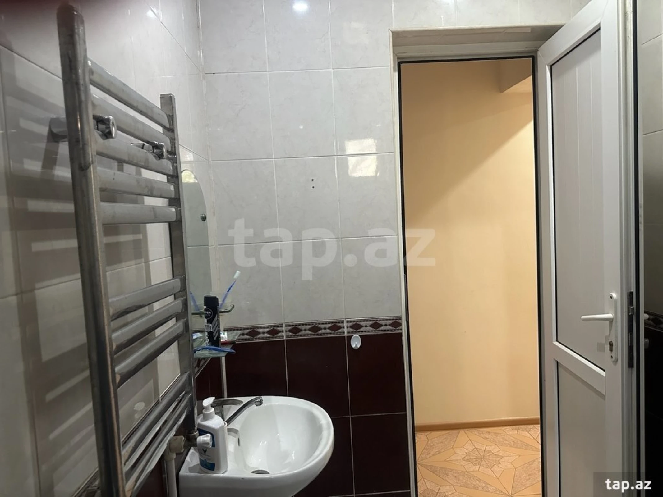 Kirayə verilir 5 otaqlı həyət evi