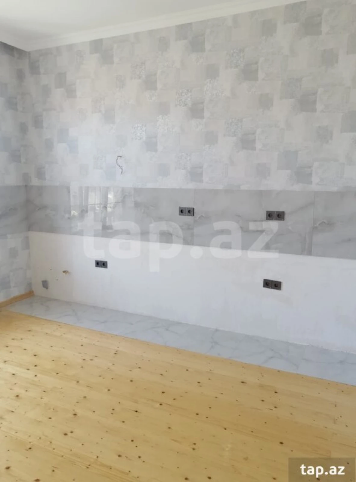 Satılır 7 otaqlı həyət evi 240 m²