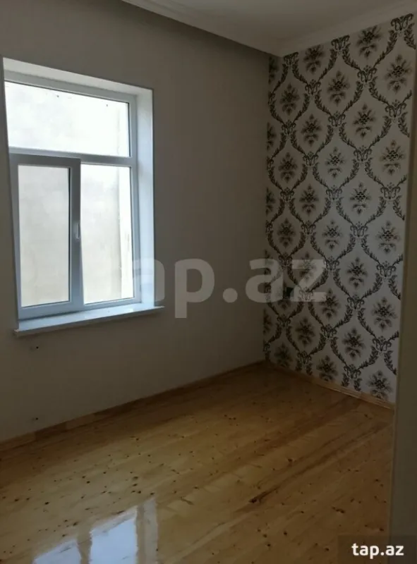 Satılır 7 otaqlı həyət evi 240 m²