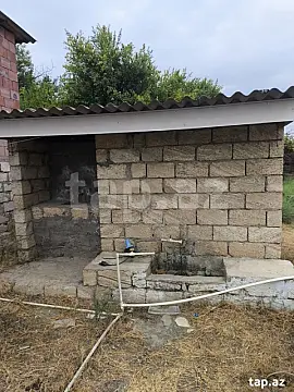 Satılır 4 otaqlı həyət evi