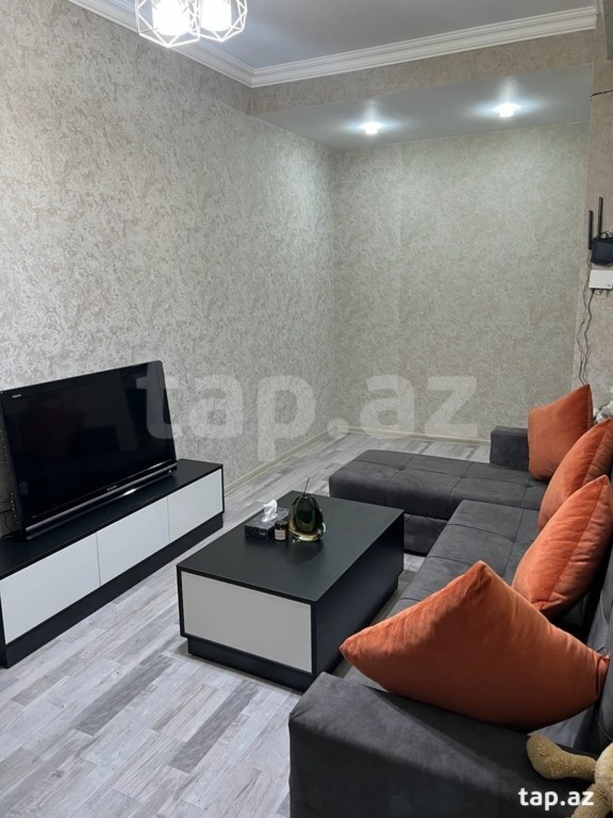 Satılır 2 otaqlı yeni tikili 50 m²