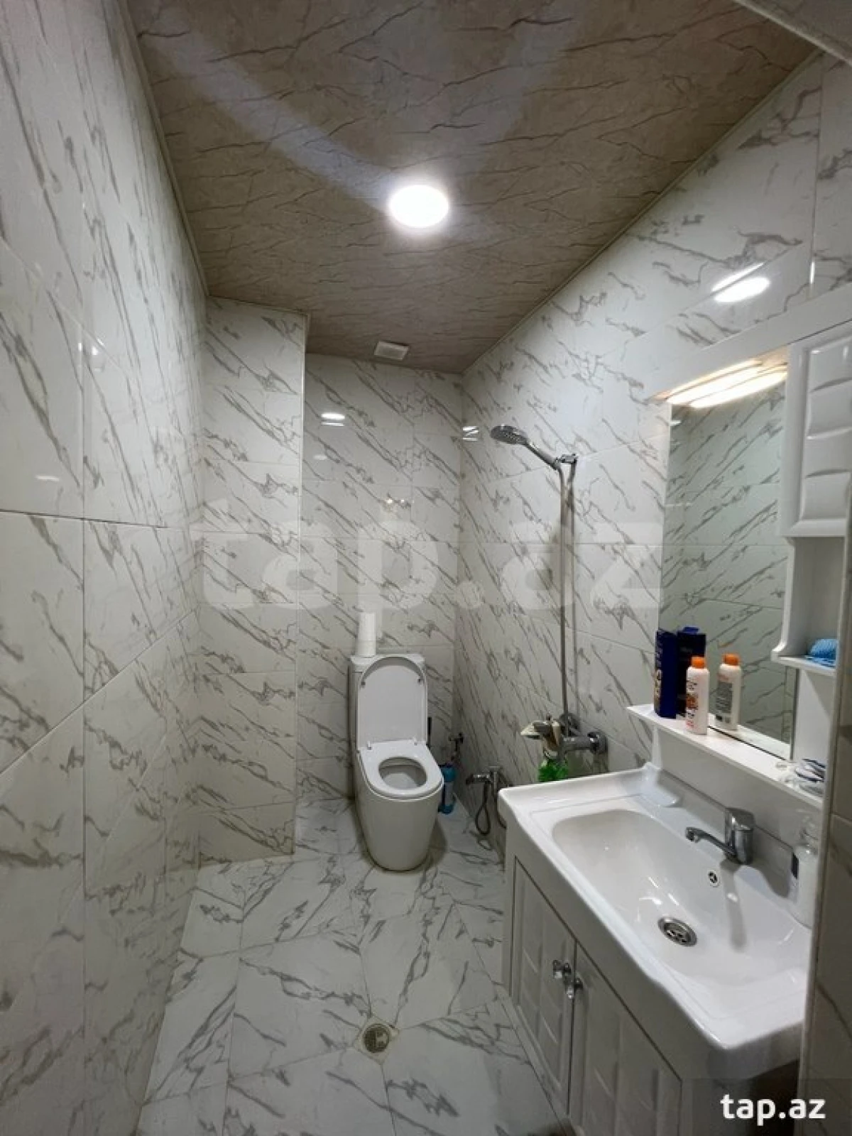 Satılır 2 otaqlı yeni tikili 50 m²