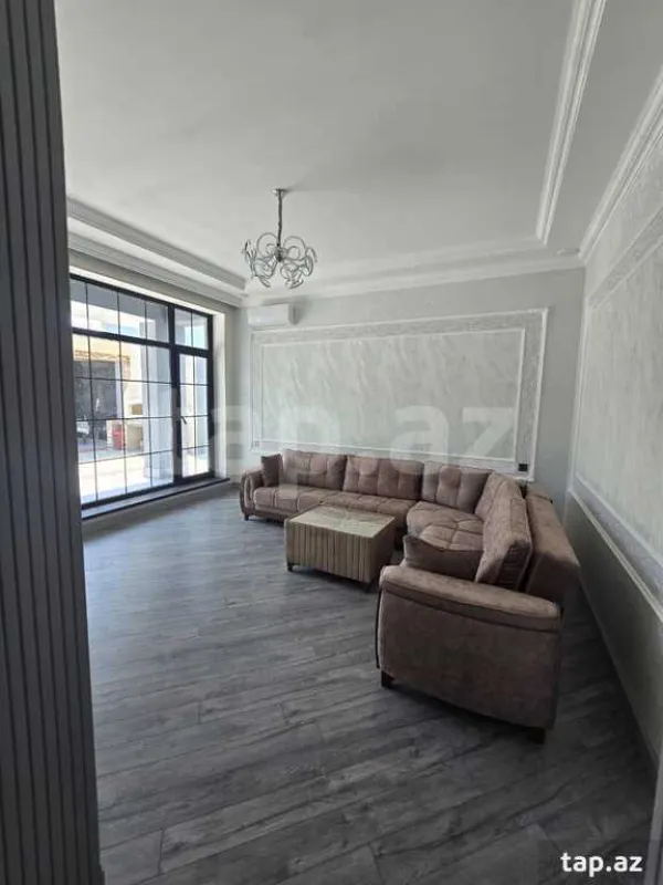 Kirayə verilir 5 otaqlı həyət evi