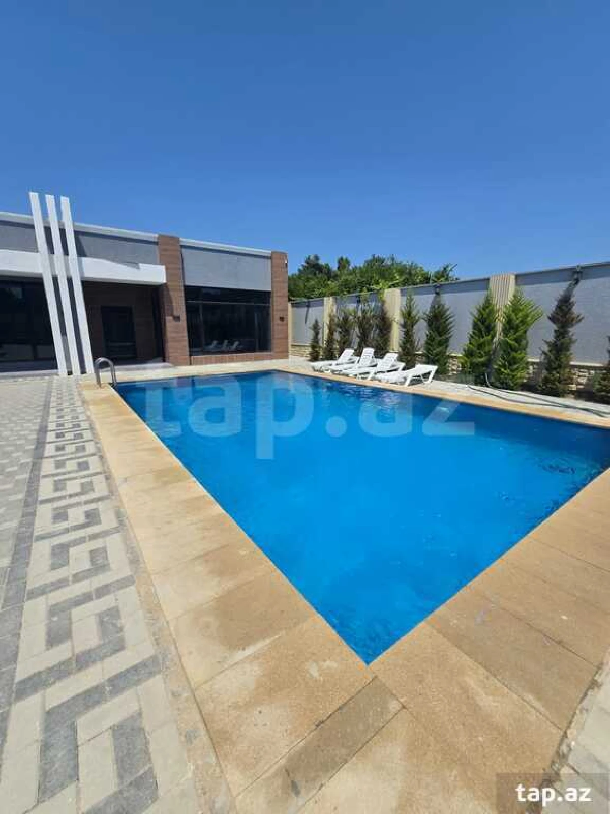 Kirayə verilir 5 otaqlı həyət evi