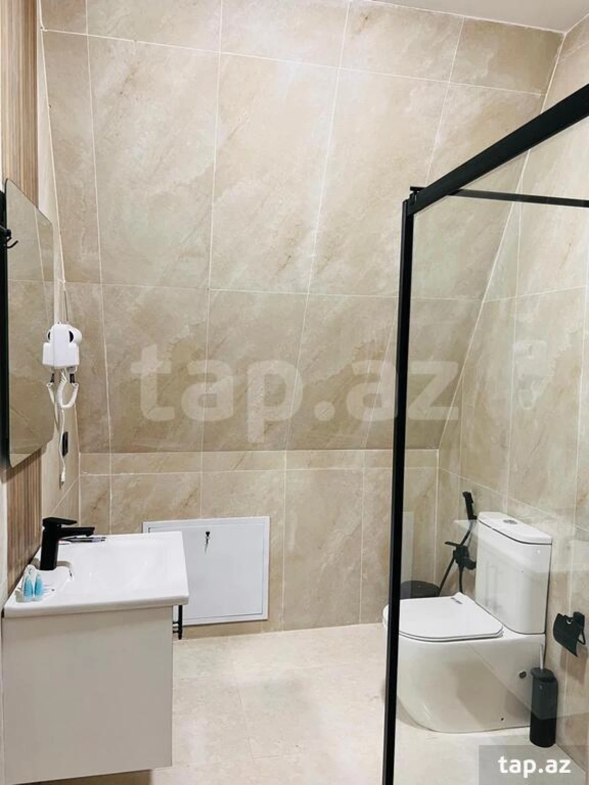 Kirayə verilir 3 otaqlı həyət evi