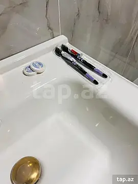 Kirayə verilir 3 otaqlı həyət evi