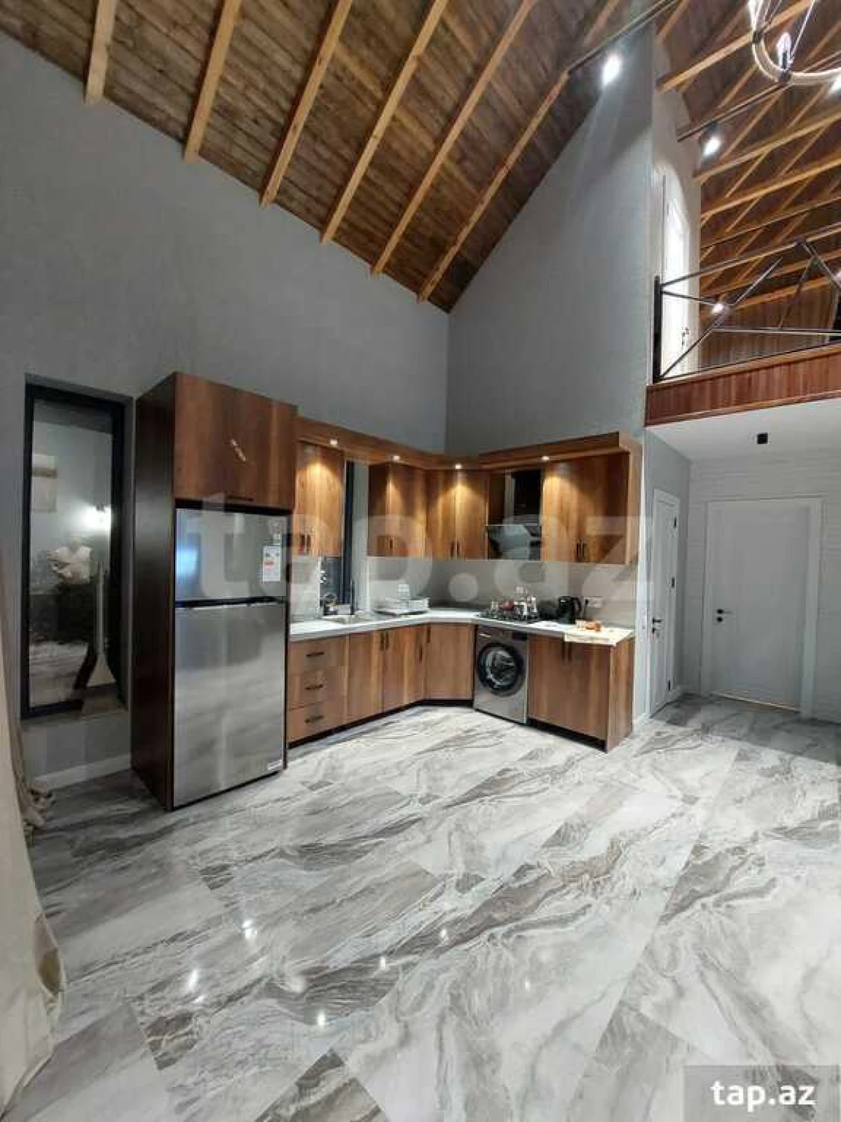 Kirayə verilir 4 otaqlı həyət evi 100 m²