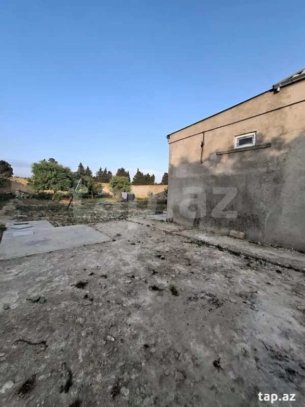 Satılır 4 otaqlı həyət evi