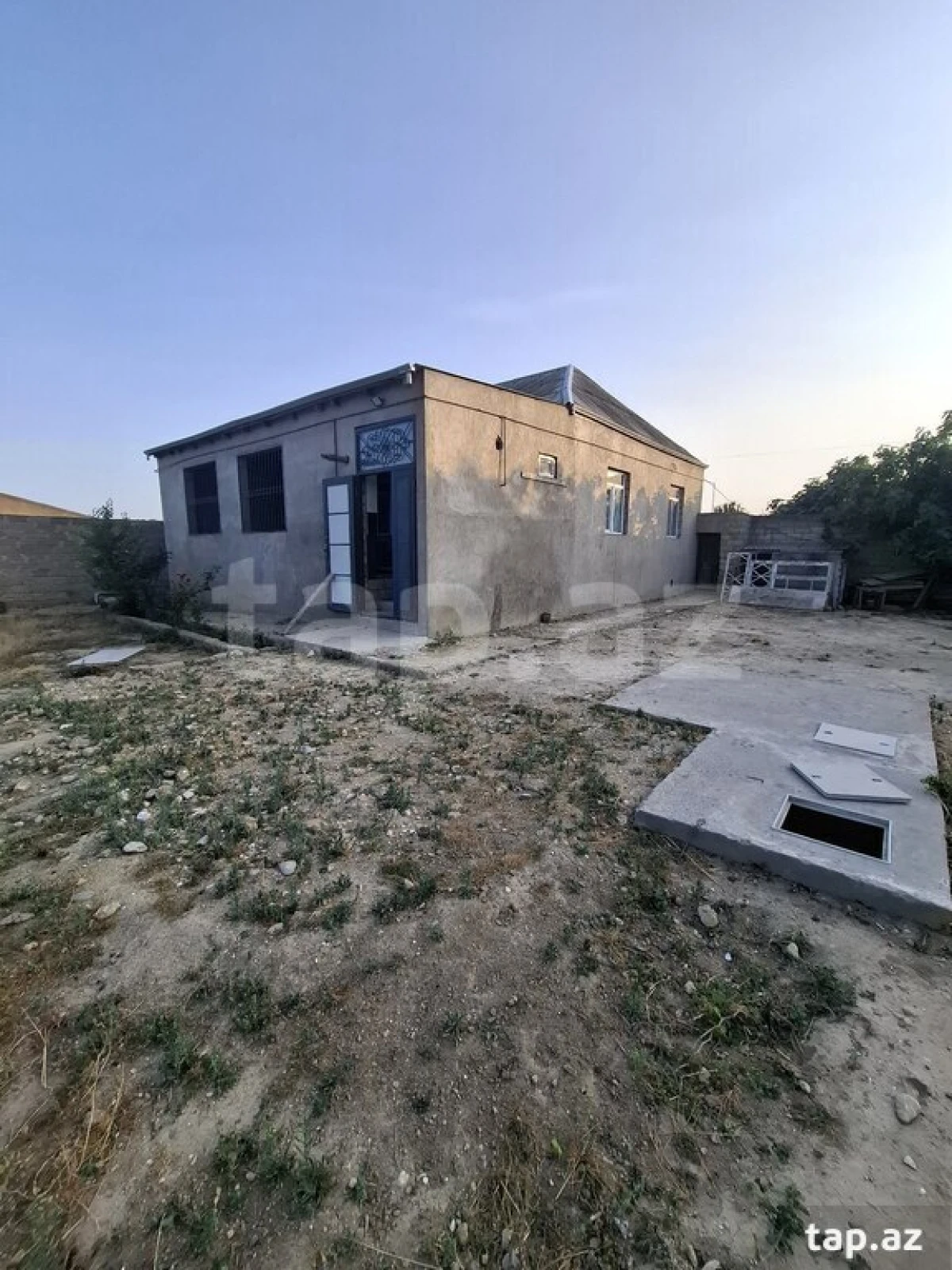 Satılır 4 otaqlı həyət evi