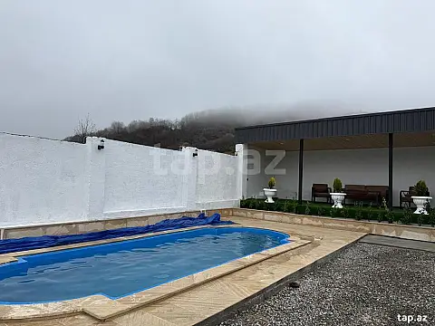 Kirayə verilir 4 otaqlı həyət evi