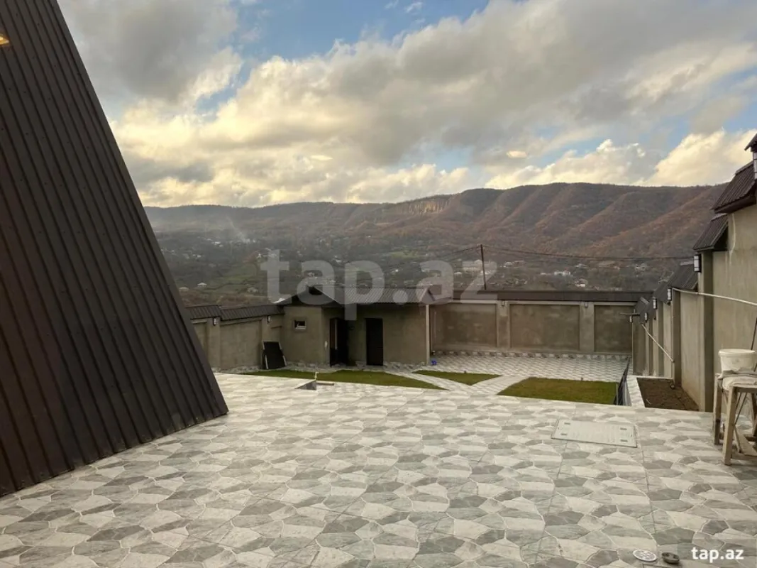 Kirayə verilir 4 otaqlı həyət evi 150 m²