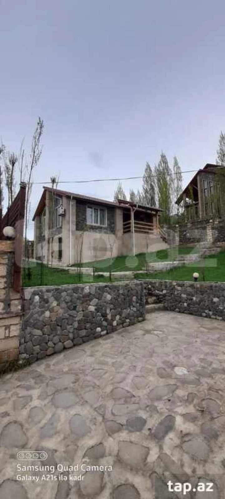 Kirayə verilir 4 otaqlı həyət evi