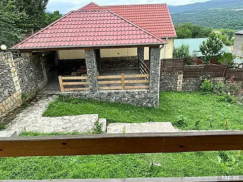 Kirayə verilir 4 otaqlı həyət evi