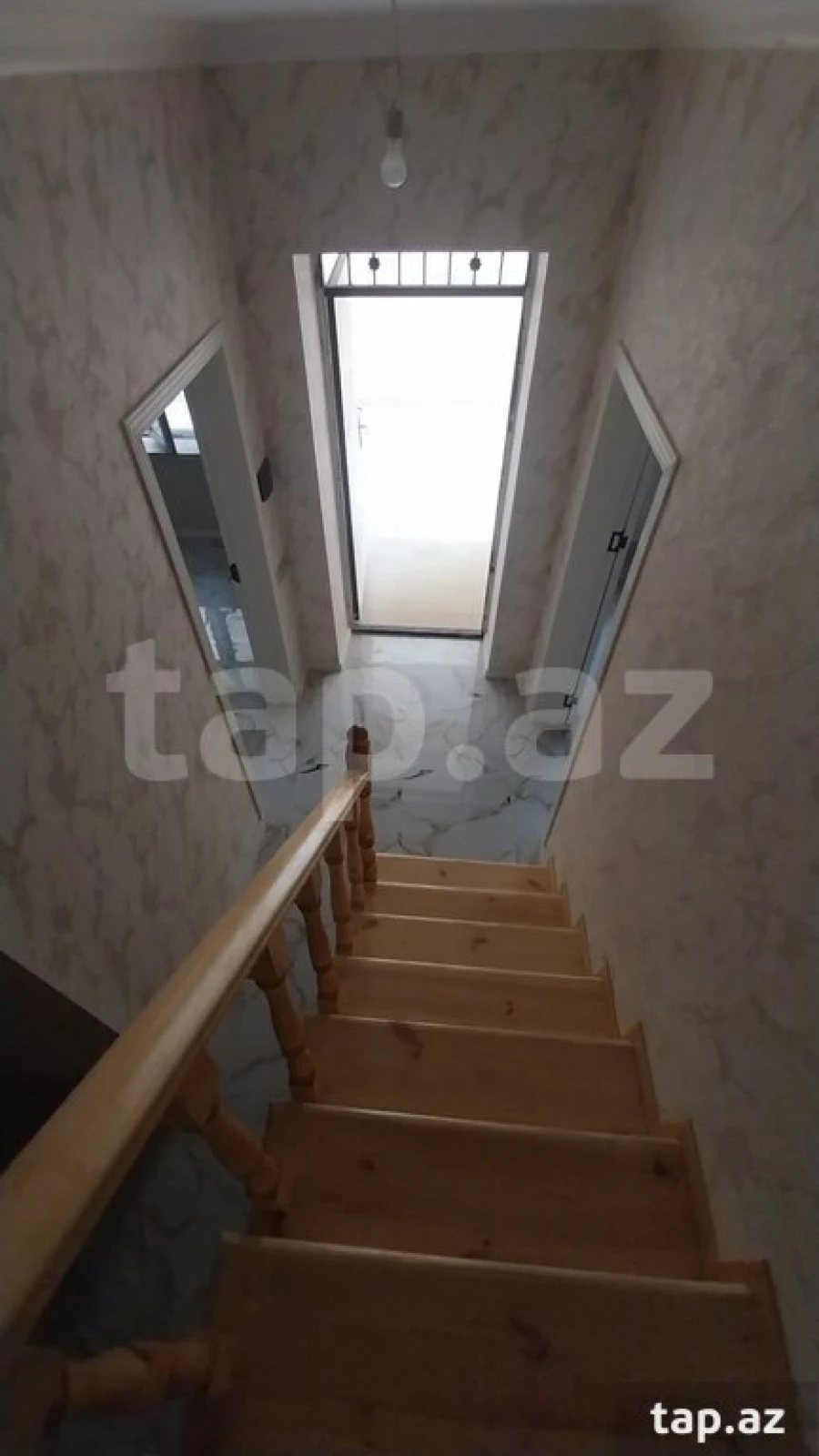 Satılır 4 otaqlı həyət evi 100 m²