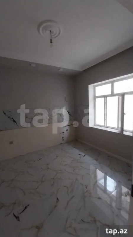 Satılır 4 otaqlı həyət evi 100 m²