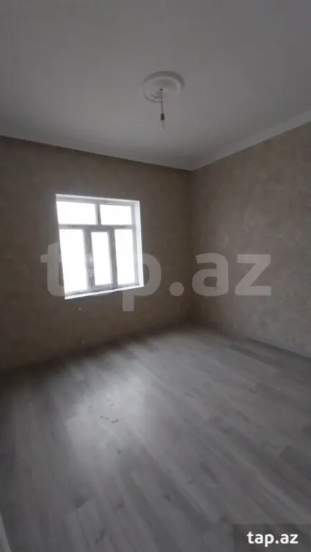 Satılır 4 otaqlı həyət evi 100 m²