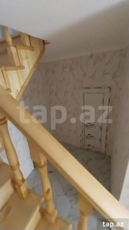 Satılır 4 otaqlı həyət evi 100 m²