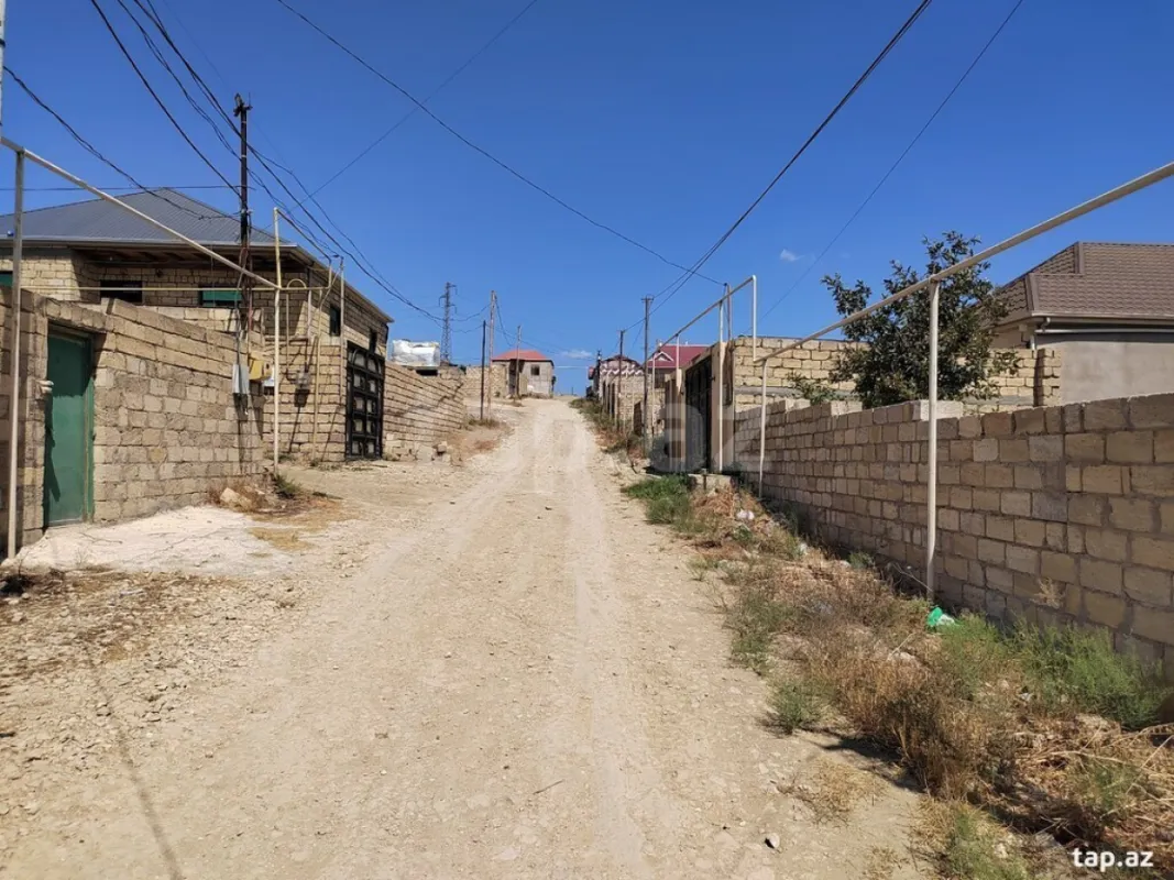 Kirayə verilir 5 otaqlı həyət evi