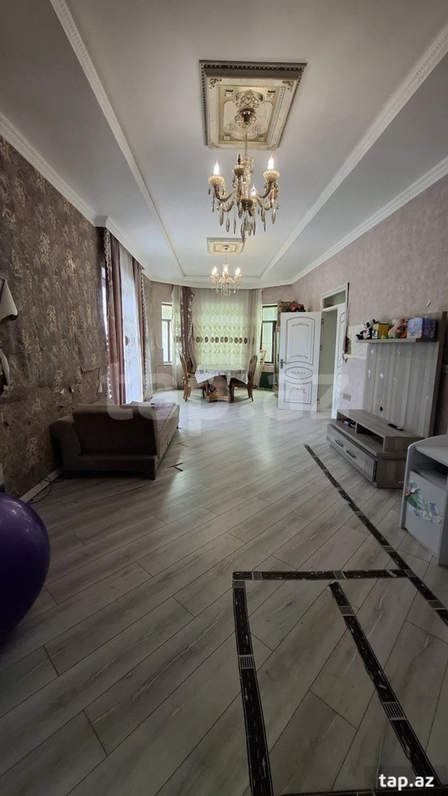 Satılır 6 otaqlı həyət evi