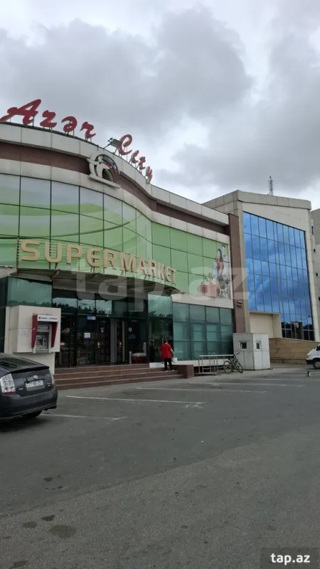 Satılır 6 otaqlı həyət evi