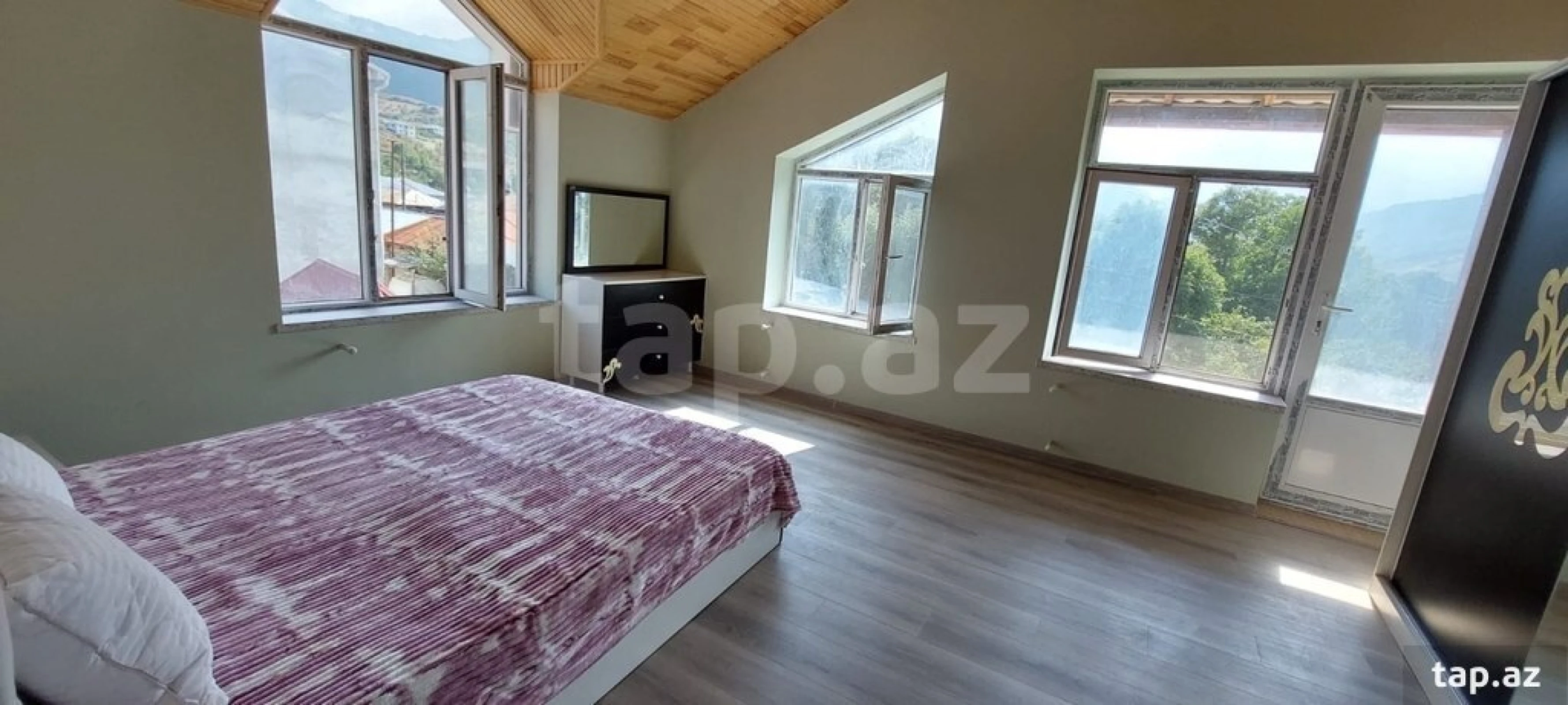 Kirayə verilir 6 otaqlı həyət evi