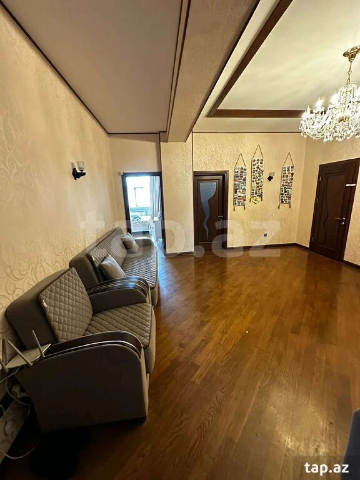 Satılır 3 otaqlı yeni tikili 128 m²