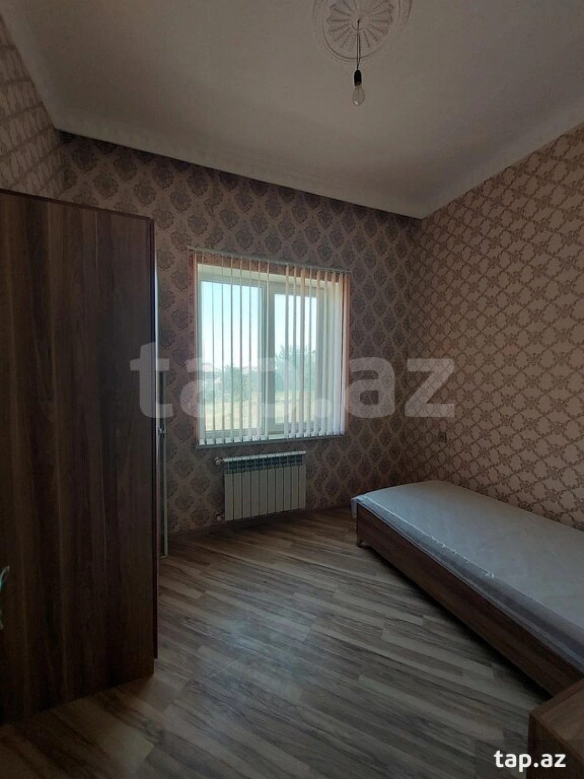 Satılır 5 otaqlı həyət evi