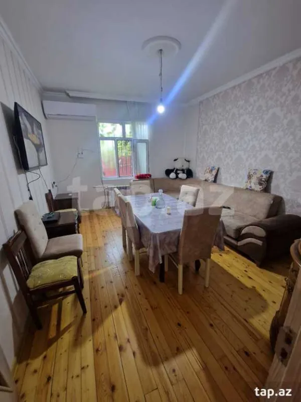 Satılır 3 otaqlı həyət evi
