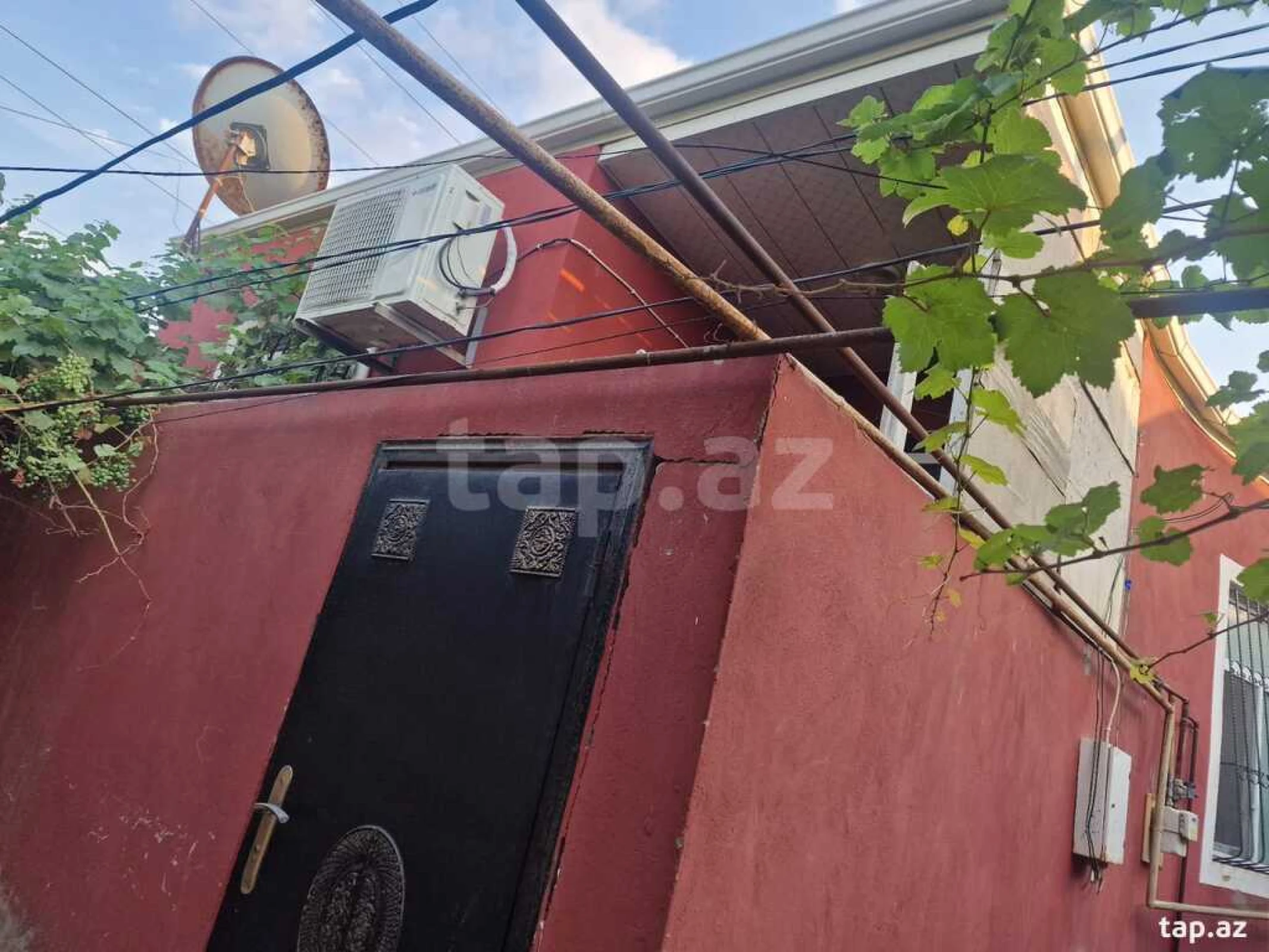 Satılır 3 otaqlı həyət evi