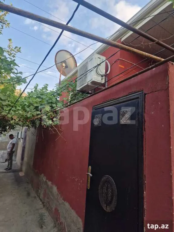 Satılır 3 otaqlı həyət evi