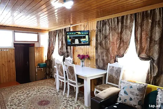 Satılır 4 otaqlı həyət evi