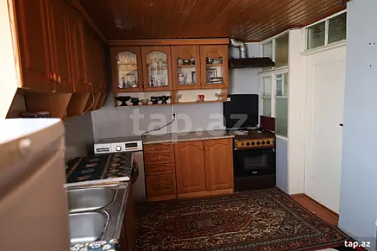 Satılır 4 otaqlı həyət evi