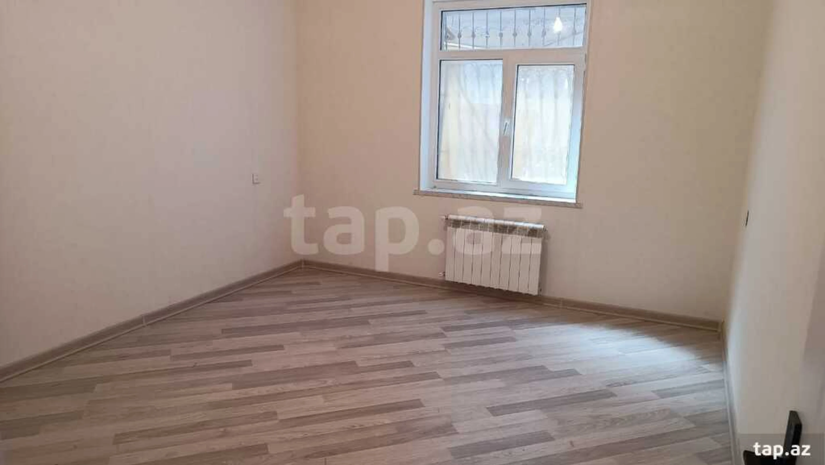 Satılır 5 otaqlı həyət evi