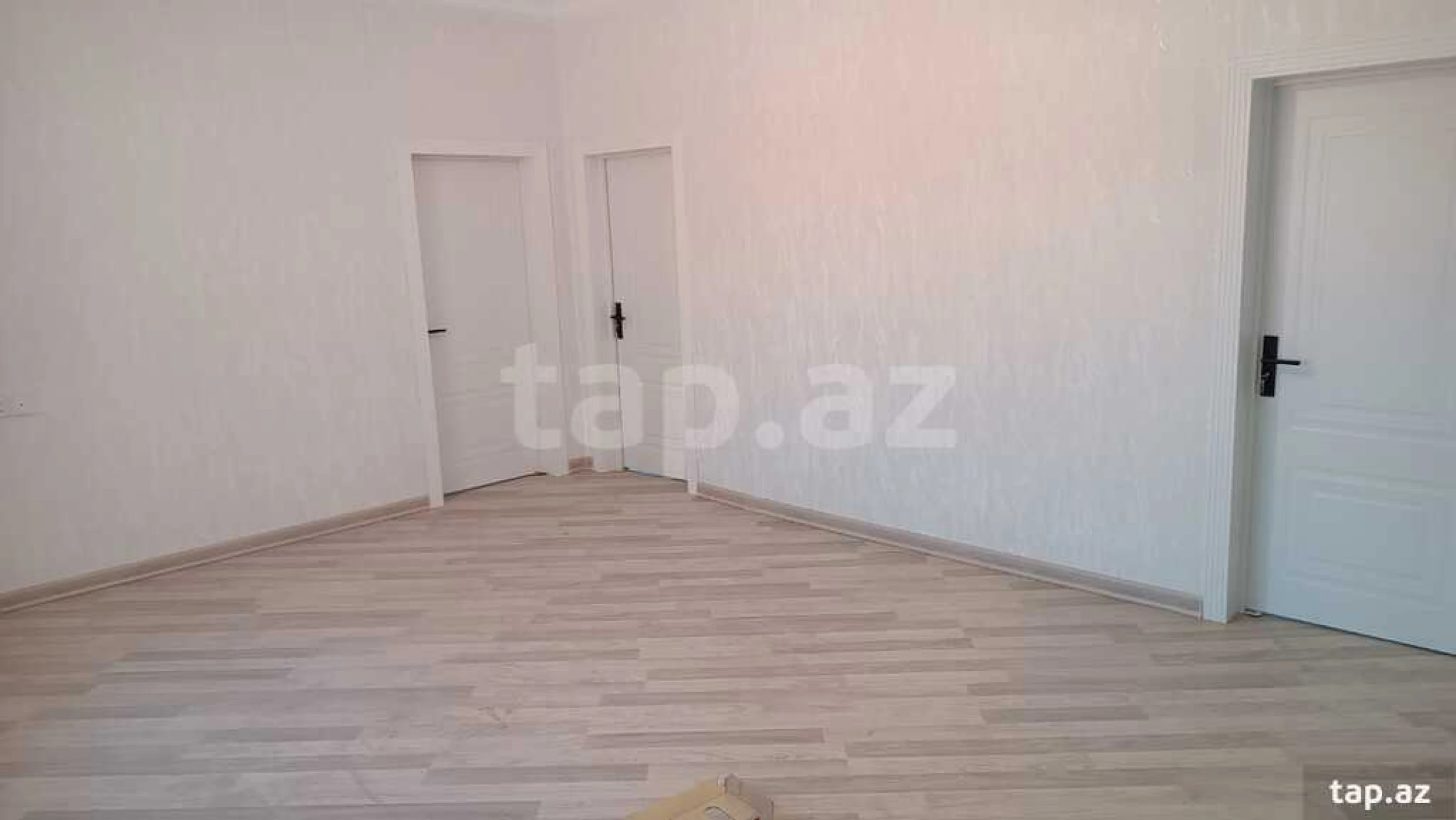 Satılır 5 otaqlı həyət evi