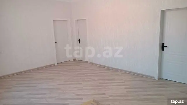 Satılır 5 otaqlı həyət evi