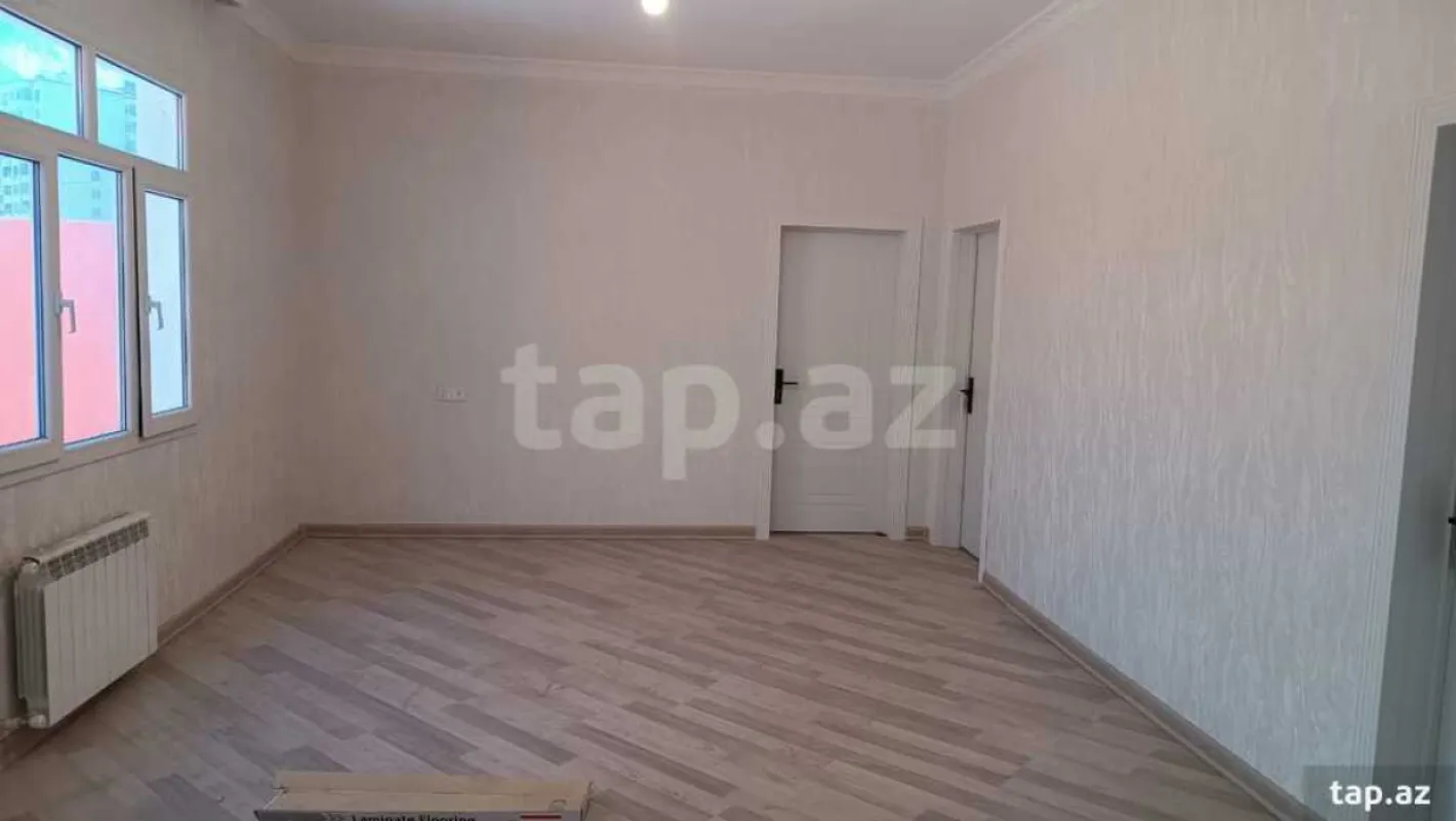 Satılır 5 otaqlı həyət evi