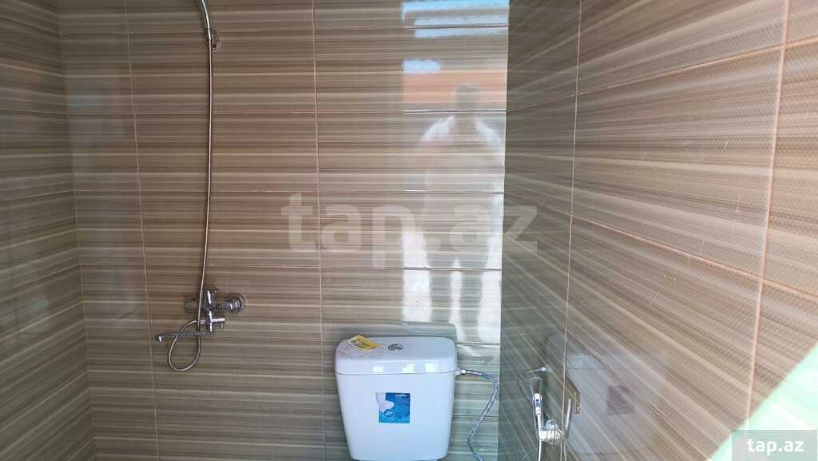 Satılır 5 otaqlı həyət evi