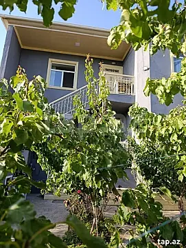 Satılır 6 otaqlı həyət evi